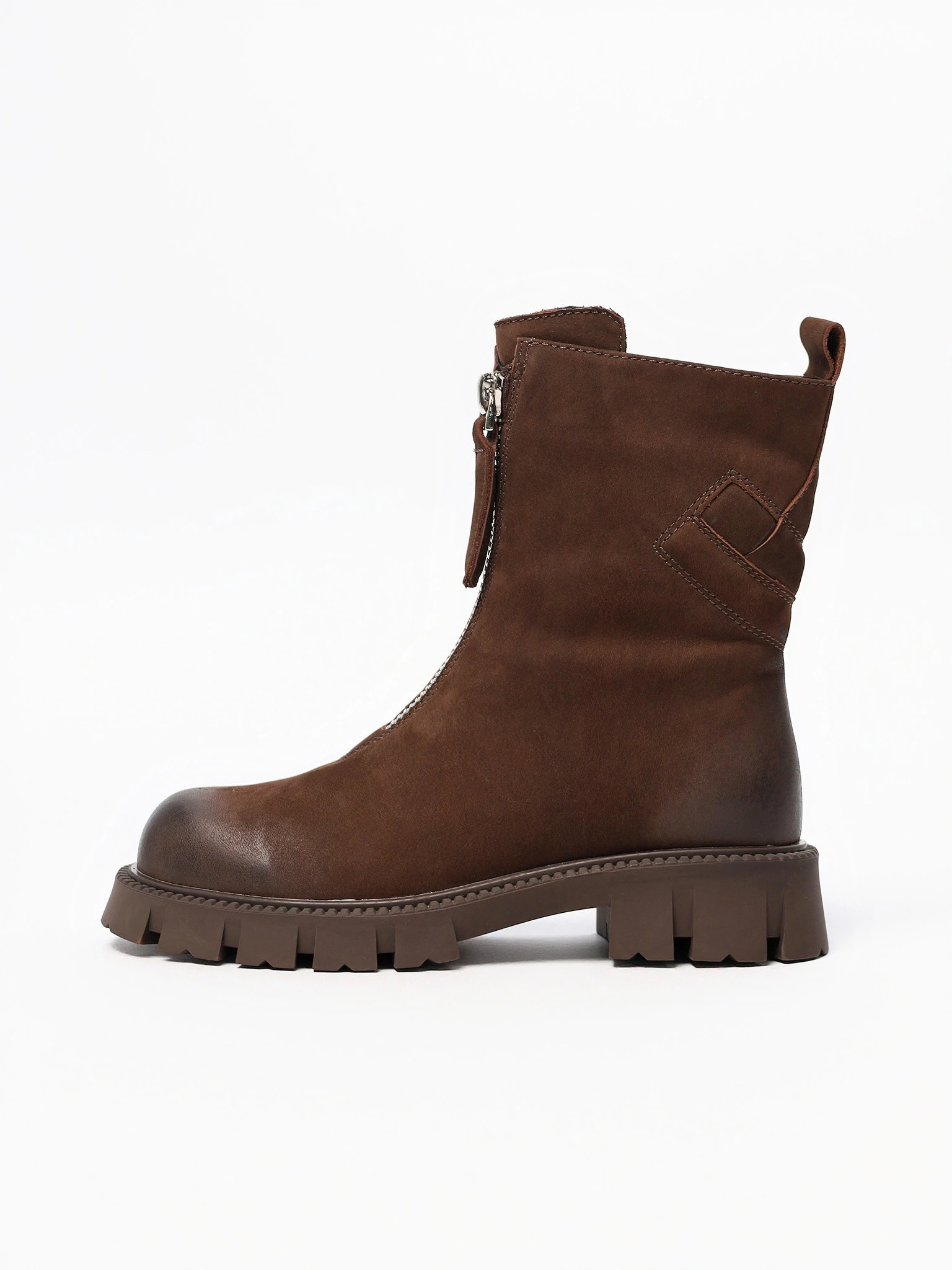 Ботинки коричневого цвета с декоративной молнией спереди